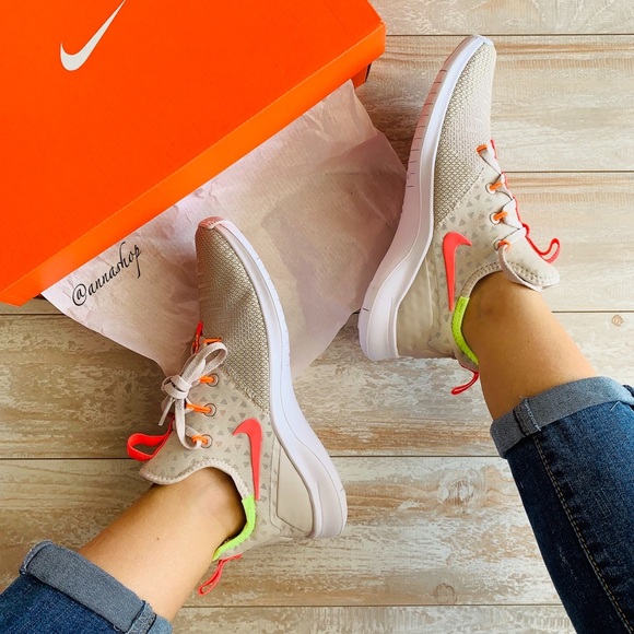 Nike Shoes - NWT Nike Free trainers
